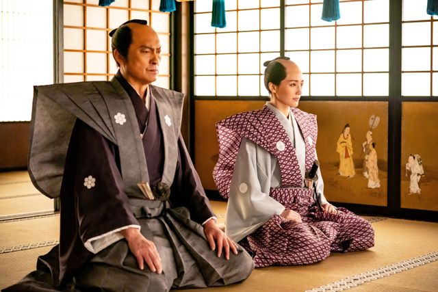 「べらぼう」綾瀬はるかの九郎助稲荷が町娘＆武士に変身＜13枚＞（10枚目）