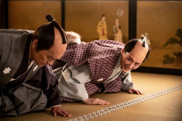 「べらぼう」綾瀬はるかの九郎助稲荷が町娘＆武士に変身＜13枚＞（11枚目）