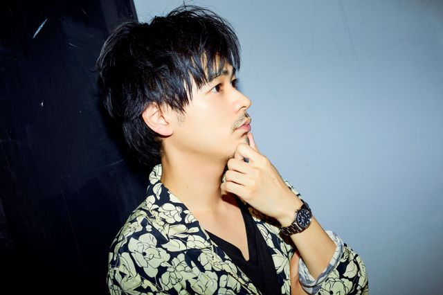 色気あふれる…成田凌『くれなずめ』インタビューカット（8枚目）