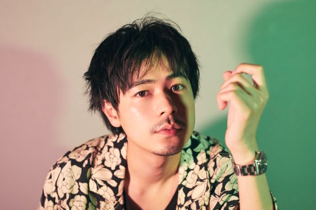 色気あふれる…成田凌『くれなずめ』インタビューカット（10枚目）