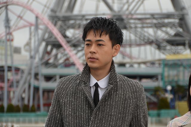 浜辺美波のキュートな笑顔！ドラマ「アリバイ崩し承ります」制作発表記者会見（8枚目）