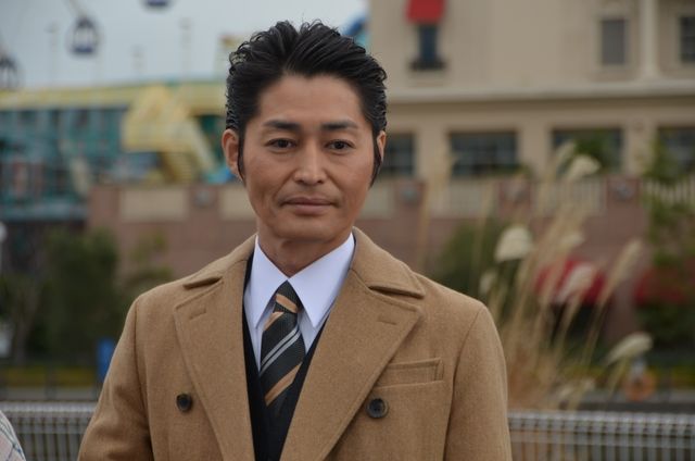 浜辺美波のキュートな笑顔！ドラマ「アリバイ崩し承ります」制作発表記者会見（12枚目）