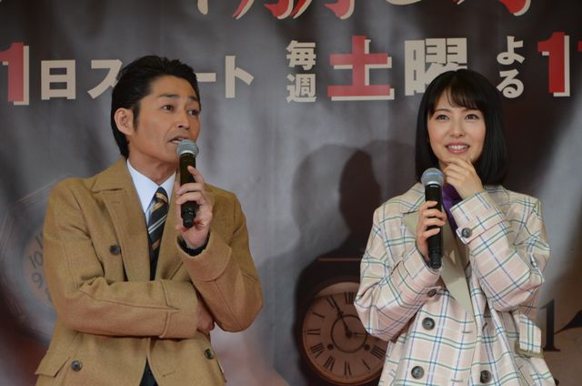 浜辺美波のキュートな笑顔！ドラマ「アリバイ崩し承ります」制作発表記者会見（21枚目）