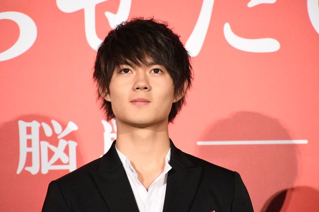 橋本環奈、平野紫耀の天然ぶりを報告『かぐや様は告らせたい』完成披露舞台あいさつ（7枚目）