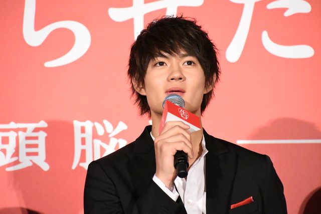 橋本環奈、平野紫耀の天然ぶりを報告『かぐや様は告らせたい』完成披露舞台あいさつ（10枚目）