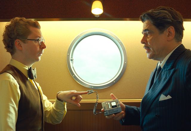 傷だらけのベニチオ・デル・トロが…『ザ・ザ・コルダのフェニキア計画』場面写真9点（4枚目）