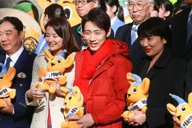 阿佐ヶ谷駅ホームに手を振る小泉孝太郎！新ドラマ「警視庁ゼロ係」会見フォトギャラリー（4枚目）