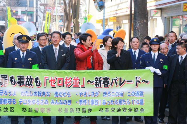 阿佐ヶ谷駅ホームに手を振る小泉孝太郎！新ドラマ「警視庁ゼロ係」会見フォトギャラリー（8枚目）