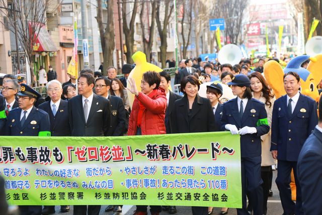 阿佐ヶ谷駅ホームに手を振る小泉孝太郎！新ドラマ「警視庁ゼロ係」会見フォトギャラリー（9枚目）