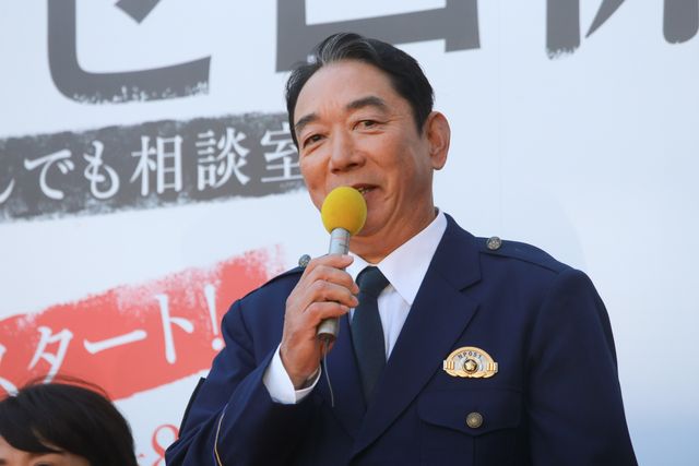 阿佐ヶ谷駅ホームに手を振る小泉孝太郎！新ドラマ「警視庁ゼロ係」会見フォトギャラリー（26枚目）