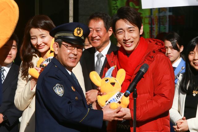 阿佐ヶ谷駅ホームに手を振る小泉孝太郎！新ドラマ「警視庁ゼロ係」会見フォトギャラリー（36枚目）
