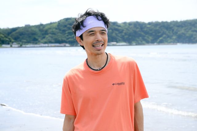 井ノ原快彦演じる謎の男・篤彦