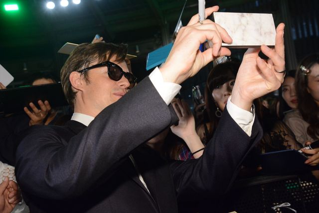 MIYAVI、アンジェリーナ・ジョリー＆サム・ライリーと登壇！『マレフィセント2』ジャパンプレミア（7枚目）