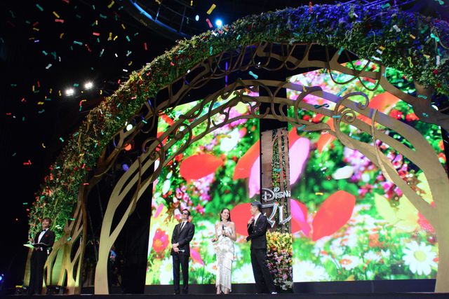 MIYAVI、アンジェリーナ・ジョリー＆サム・ライリーと登壇！『マレフィセント2』ジャパンプレミア（13枚目）