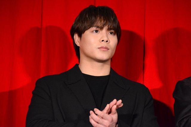 阿部一二三選手がお祝い！市村正親、小芝風花、津田健次郎が原点の写真公開『ロード・オブ・ザ・リング／ローハンの戦い』ジャパンプレミア（13枚目）