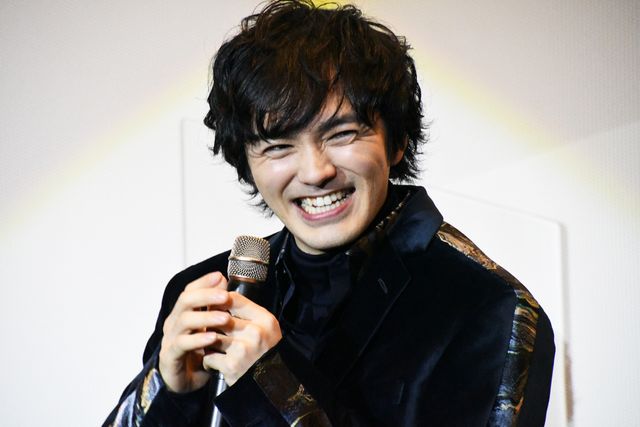 華やか！林遣都、小松菜奈、井浦新ら登壇　映画『恋する寄生虫』公開記念舞台あいさつ（3枚目）