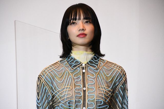 華やか！林遣都、小松菜奈、井浦新ら登壇　映画『恋する寄生虫』公開記念舞台あいさつ（12枚目）