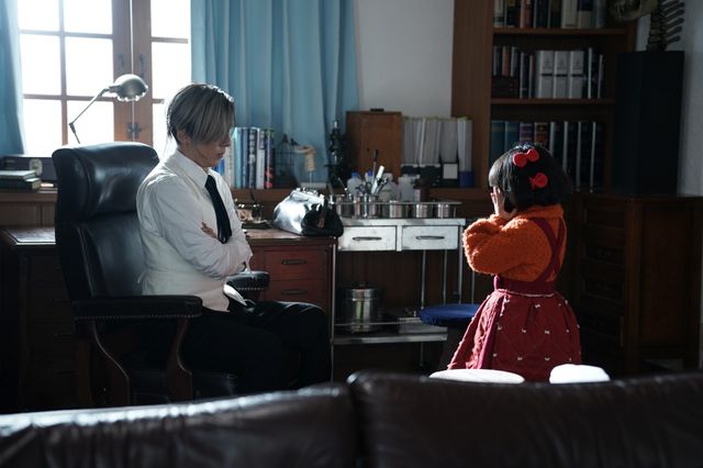 ピノコと癒やしのカット多数！実写ドラマ「ブラック・ジャック」場面写真：フォトギャラリー