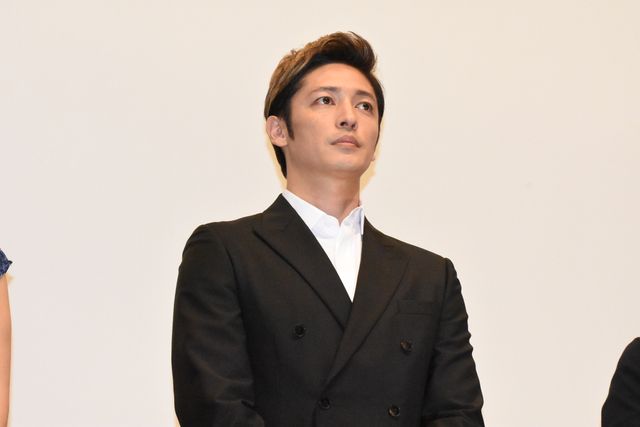 玉木宏＆広瀬アリスがくす玉割りー！映画『探偵ミタライの事件簿』初日舞台あいさつフォトギャラリー（13枚目）