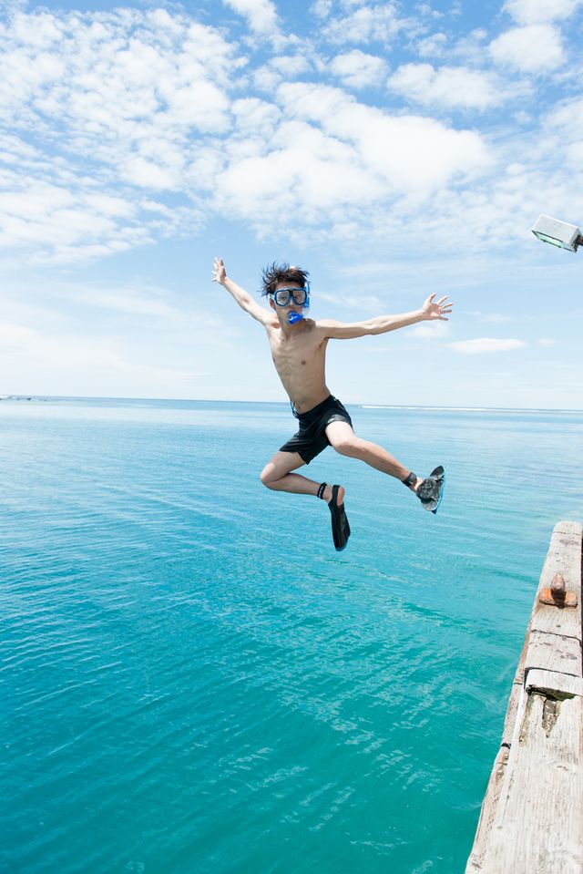 少年のような笑顔から、大人の色気あふれる表情まで！山崎賢人写真集「THE KENTOS」フォトギャラリー（3枚目）