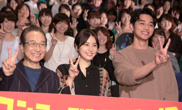 長澤まさみ、サプライズ大成功！東出昌大＆小日向文世「マジで騙された！」（27枚目）