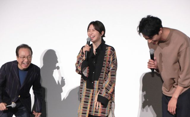 長澤まさみ、サプライズ大成功！東出昌大＆小日向文世「マジで騙された！」（28枚目）