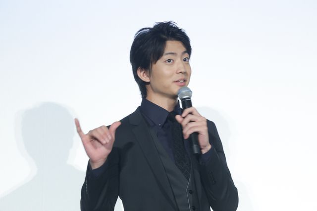 片寄涼太、挑戦したいことをイラストで宣言！『きみと、波にのれたら』初日舞台あいさつ（13枚目）