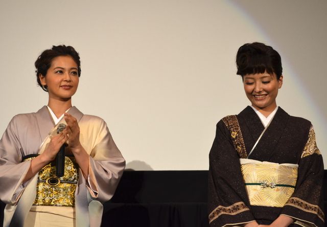 映画『極道の妻（つま）たち Neo』初日舞台あいさつ（4枚目）