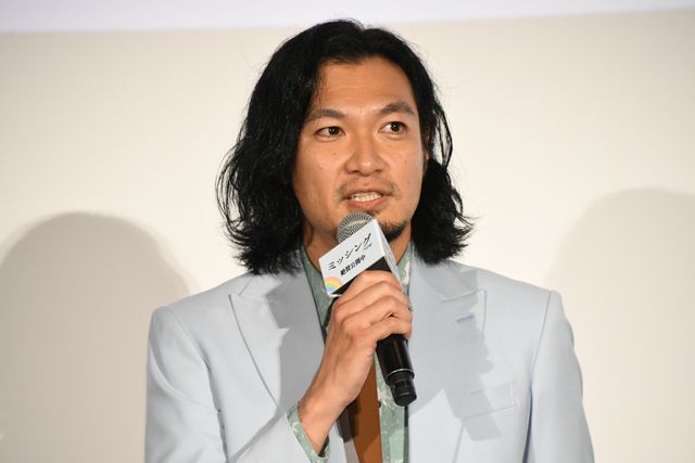 石原さとみ＆青木崇高が涙…“娘”がサプライズ『ミッシング』舞台挨拶（13枚目）