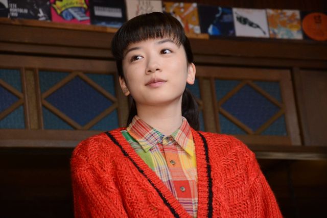 笑顔の佐藤健＆永野芽郁！連続テレビ小説「半分、青い。」スタジオ取材会：フォトギャラリー