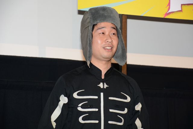 野村周平＆二階堂ふみ、『日々ロック』公開をロックな鏡開きで祝福！　画像ギャラリー（9枚目）