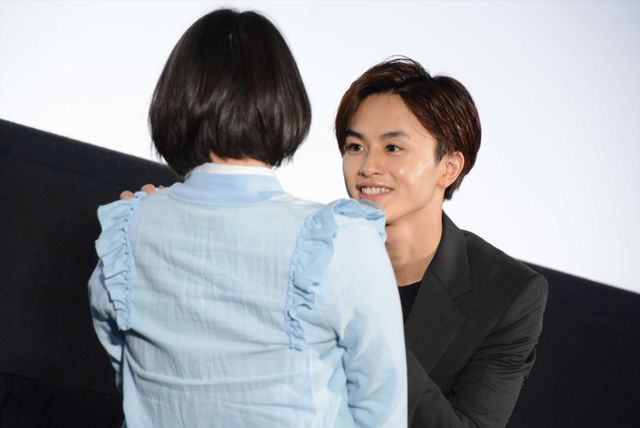 土屋太鳳＆片寄涼太＆千葉雄大ら“イケメン”が登場！『兄こま』完成披露（6枚目）