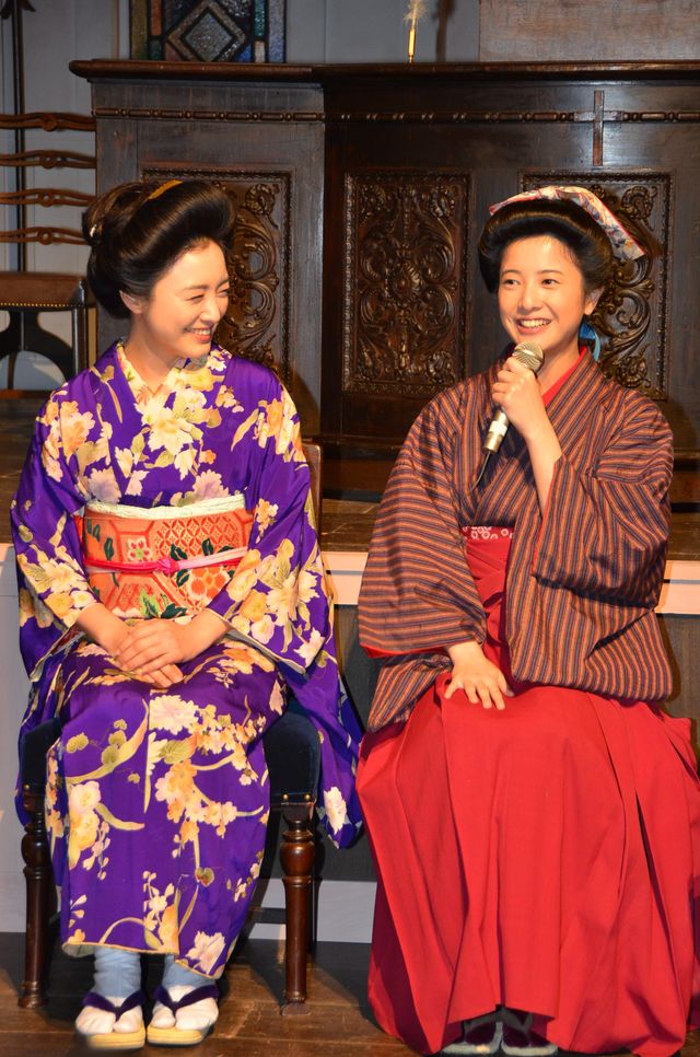 吉高由里子ら、朝ドラ劇中衣装で登場！「花子とアン」会見フォトギャラリー（7枚目）