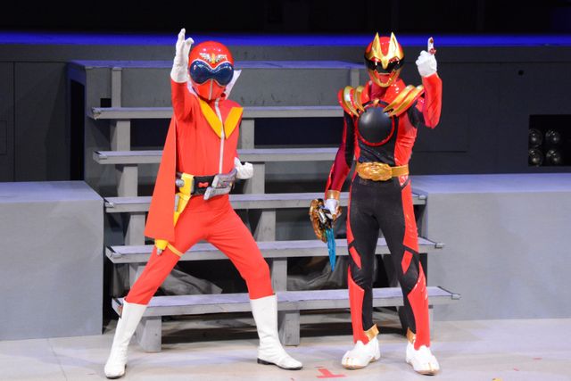 新戦隊「ゴジュウジャー」＆歴代レッド49名が夢の共演！「ナンバーワン戦隊ゴジュウジャー」制作発表イベント（4枚目）