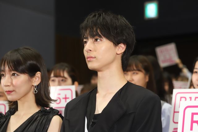 吉岡里帆、最高の笑顔で魅了！『見えない目撃者』ティーン女子限定試写会（6枚目）