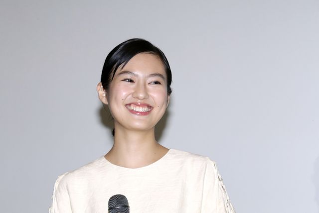 長澤まさみ、松田龍平らが登場『散歩する侵略者』のサプライズ舞台あいさつ（6枚目）