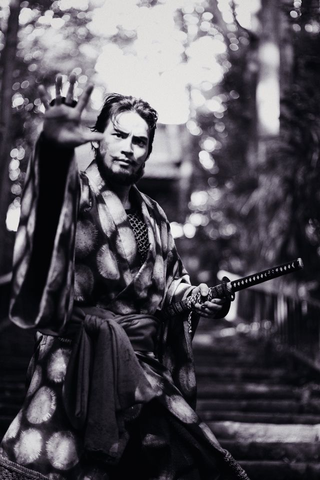 八犬士キャストの貴重なモノクロオフショット！＜全13点＞（9枚目）