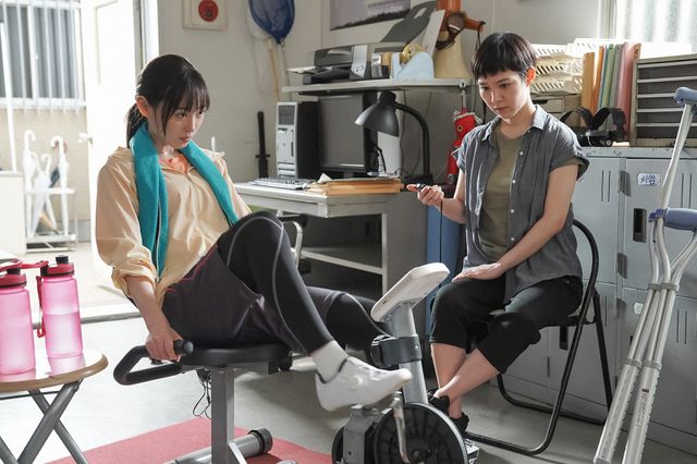 由良先輩とトレーニングする舞…「舞いあがれ！」第26回の場面写真：フォトギャラリー