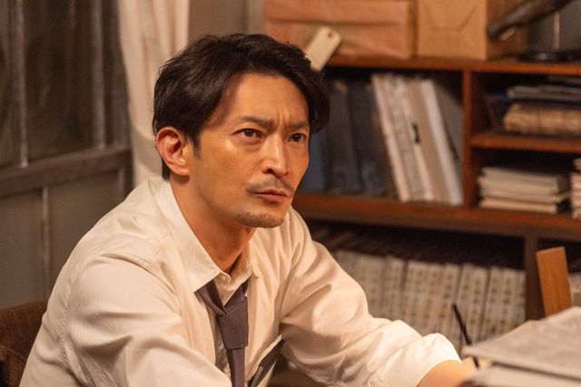 夜遅くに連れてこられた嵩（北村匠海）は…「あんぱん」第15週「いざ！東京」第72回（4枚目）