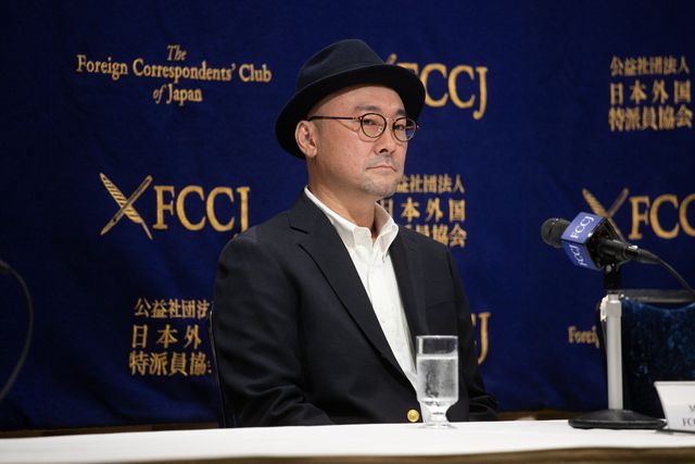 草なぎ剛、脚本を読んで泣いた『ミッドナイトスワン』記者会見（5枚目）