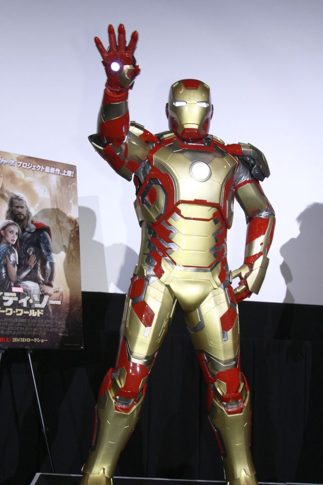 『アベンジャーズ』ファン代表、武井ソー＆アイアンLiLiCoが肉食対決！フォトギャラリー（3枚目）