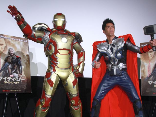 『アベンジャーズ』ファン代表、武井ソー＆アイアンLiLiCoが肉食対決！フォトギャラリー（4枚目）