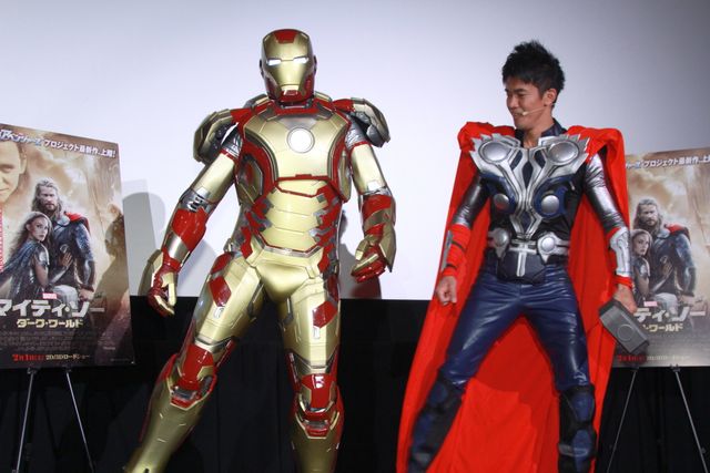 『アベンジャーズ』ファン代表、武井ソー＆アイアンLiLiCoが肉食対決！フォトギャラリー（5枚目）
