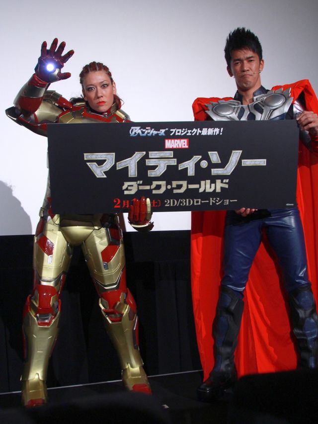 『アベンジャーズ』ファン代表、武井ソー＆アイアンLiLiCoが肉食対決！フォトギャラリー（10枚目）