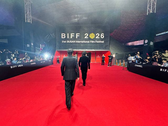 横浜流星、釜山国際映画祭レッドカーペットに登場！（7枚目）