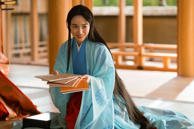 恋愛体質の和泉式部、シースルーの装いで登場！「光る君へ」第30回場面写真（2枚目）