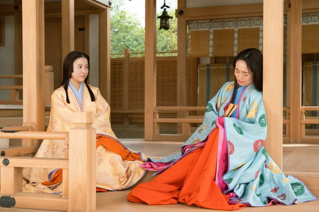 恋愛体質の和泉式部、シースルーの装いで登場！「光る君へ」第30回場面写真（5枚目）