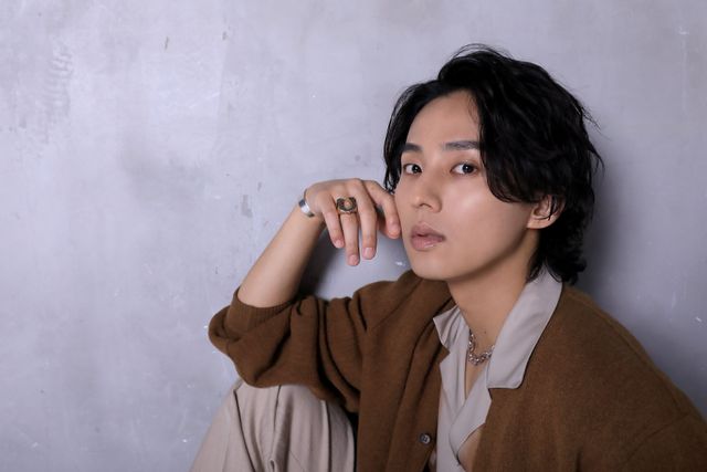 圧倒的な美＆色香…藤ヶ谷太輔インタビュー撮りおろし＜3枚＞（3枚目）