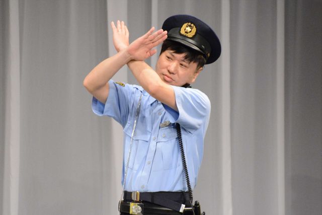 2丁拳銃、バンビーノらが登場！よしもと芸人の交通安全教室（5枚目）