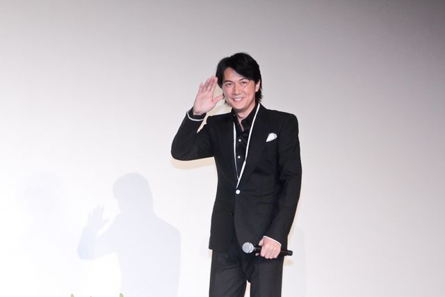 福山雅治がサプライズで登場！福原遥、水上恒司ら『あの花が咲く丘で、君とまた出会えたら。』完成披露舞台挨拶（3枚目）